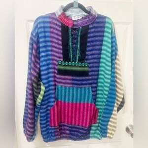 Artesanias AUNAYLLA hande made in Ecuador 100% wool Boho Sweater